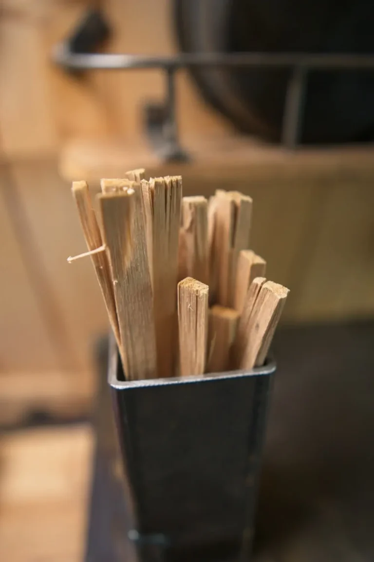 Chargement Petit poêle à bois Titoo